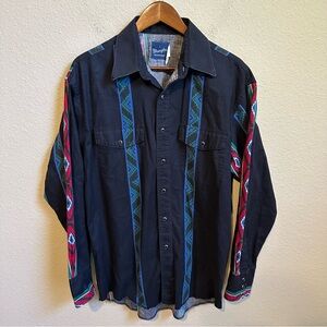 Vintage Wrangler Men’s Aztec Style Pearl Snap Button Up Shirt